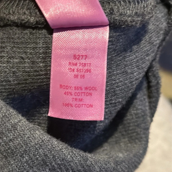 C Victoria’s Secret PINK Women’s Large Wisconsin Badger UW Wisconsin Letterman - Picture 7 of 7